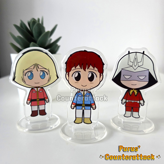 0079 Standees